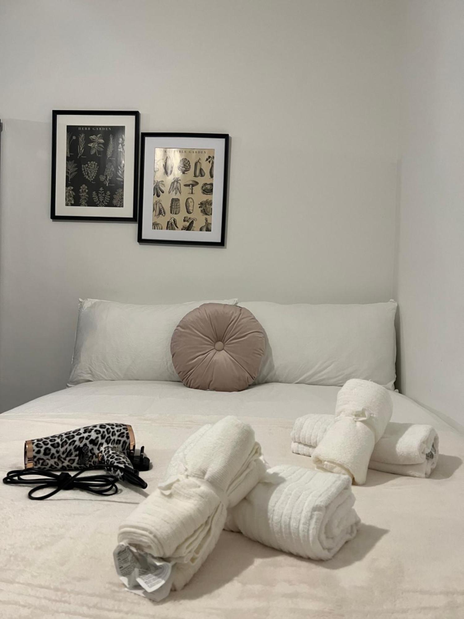 Lovely Double Rooms In Euston & Square In Central Лондон Екстериор снимка