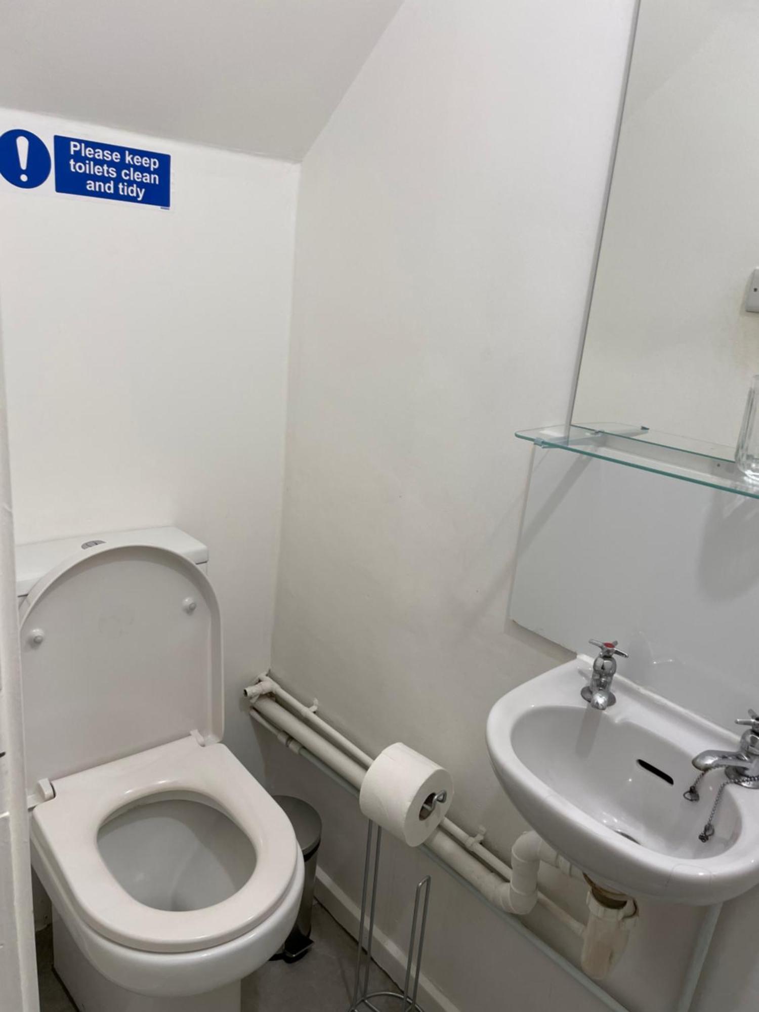Lovely Double Rooms In Euston & Square In Central Лондон Екстериор снимка