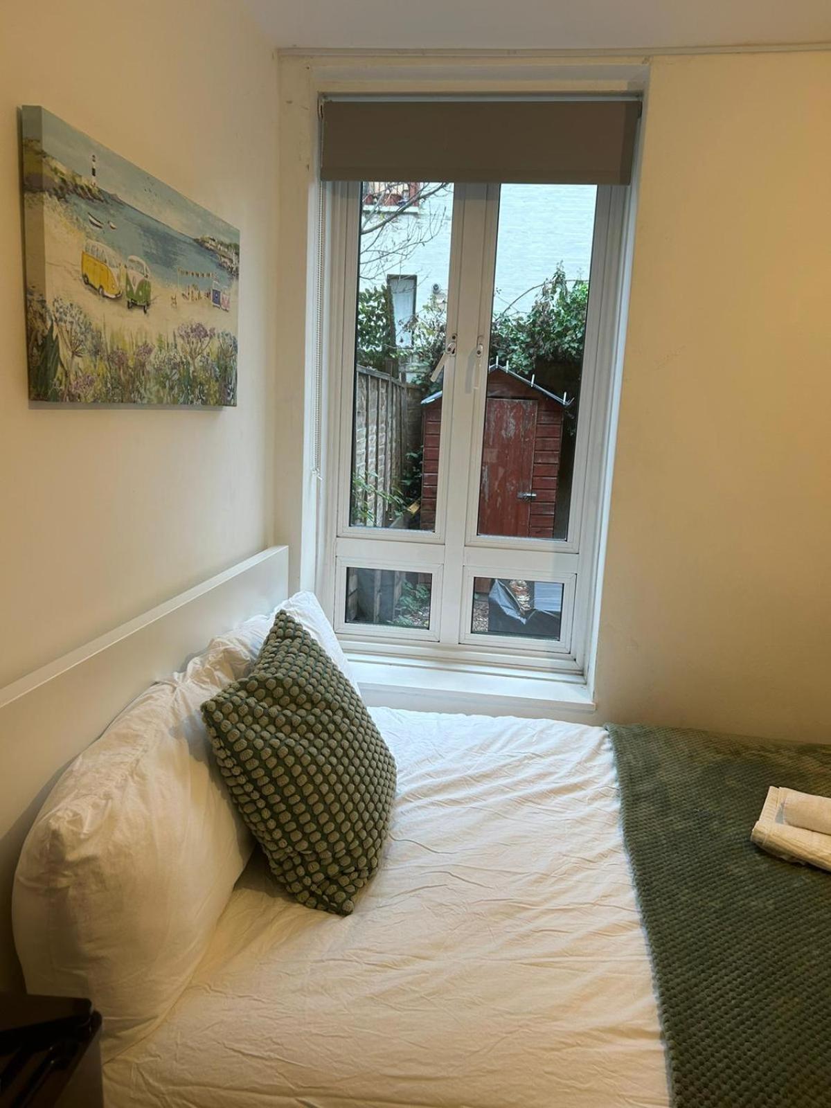 Lovely Double Rooms In Euston & Square In Central Лондон Екстериор снимка